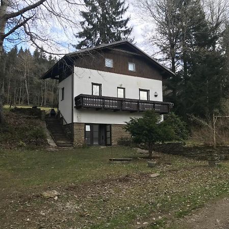 Horska Chata Na Brcalniku V Srdci Sumavy Zelezna Ruda Exterior photo