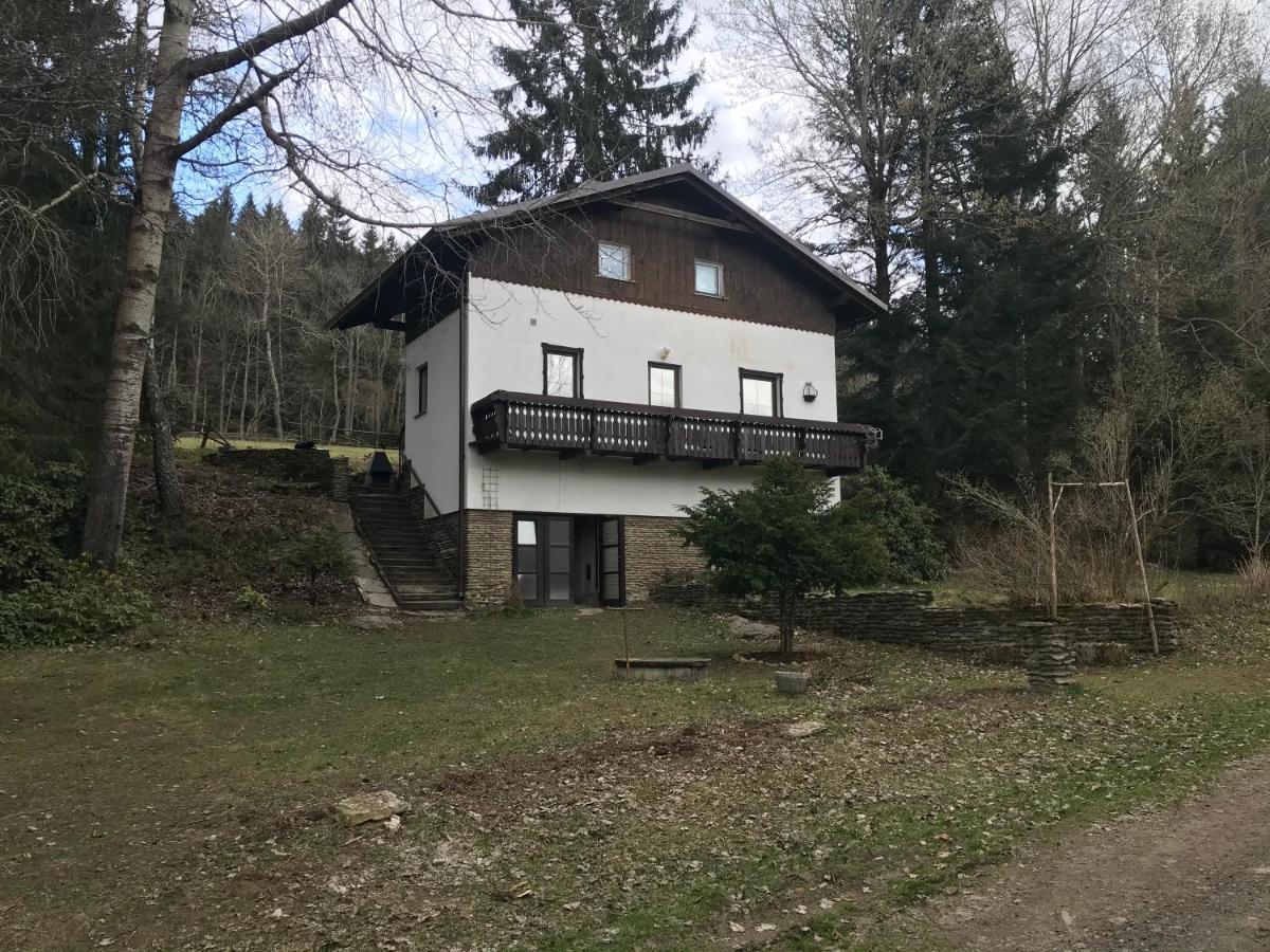 Horska Chata Na Brcalniku V Srdci Sumavy Zelezna Ruda Exterior photo